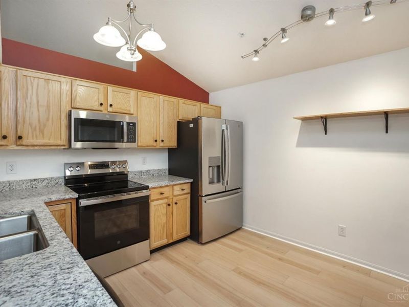 301 Doublegate Drive, Unit K, Milford, OH 45150 Photo 13