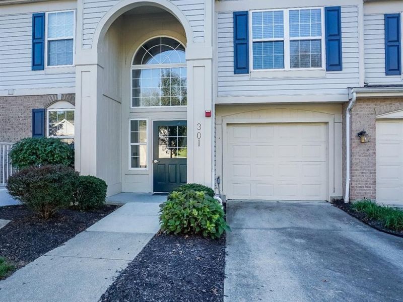 301 Doublegate Drive, Unit K, Milford, OH 45150 Photo 2