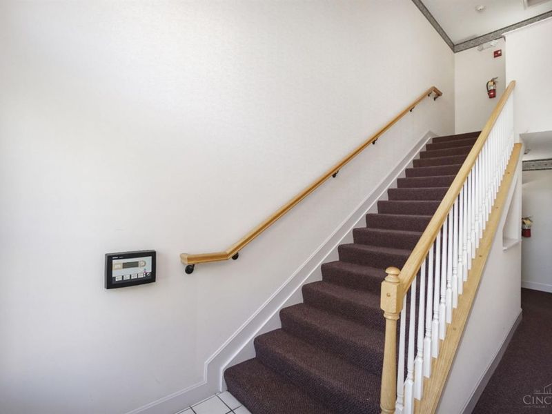 301 Doublegate Drive, Unit K, Milford, OH 45150 Photo 4