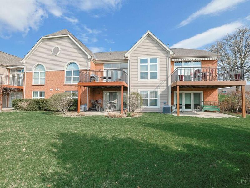 893 Cypresspoint Court, Pierce Twp, OH 45245 Photo 12