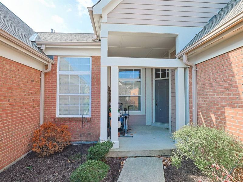 893 Cypresspoint Court, Pierce Twp, OH 45245 Photo 3