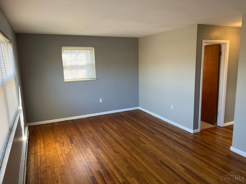 1002 Winfield Avenue, Cincinnati, OH 45205 Photo 2