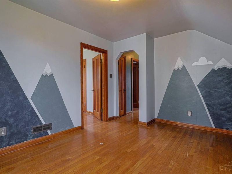 4228 Homelawn Avenue, Green Township, OH 45211 Photo 21