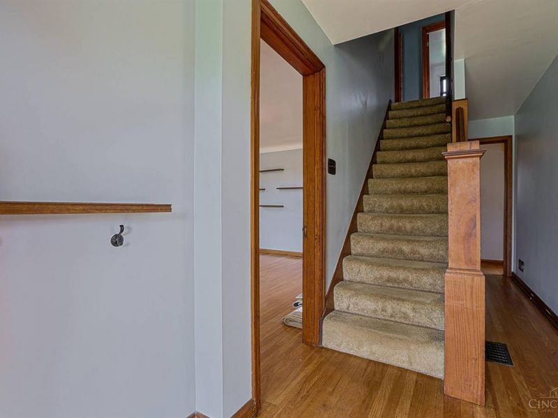 4228 Homelawn Avenue, Green Township, OH 45211 Photo 4