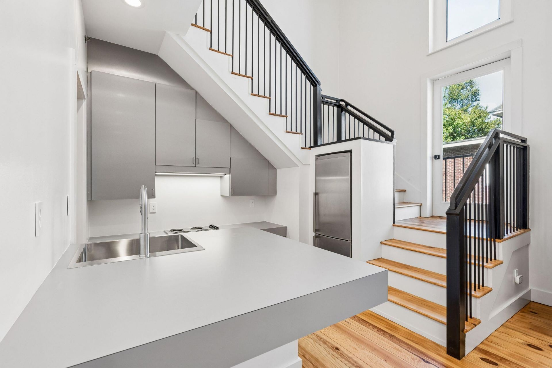 2 Francis Street Photo 13