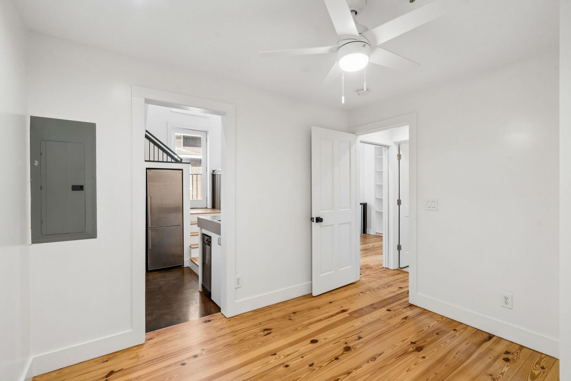 2 Francis Street Photo 16