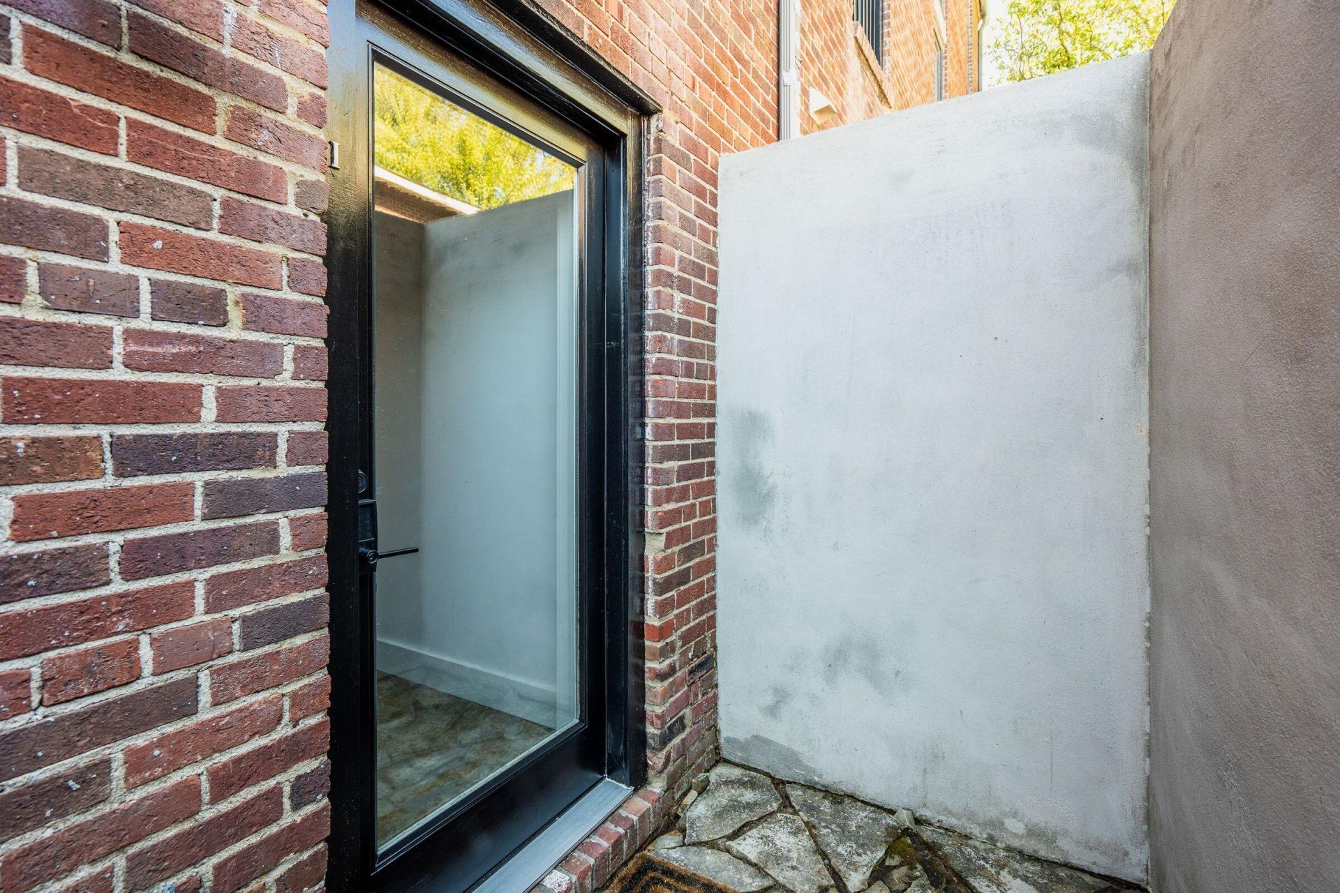 2 Francis Street Photo 39