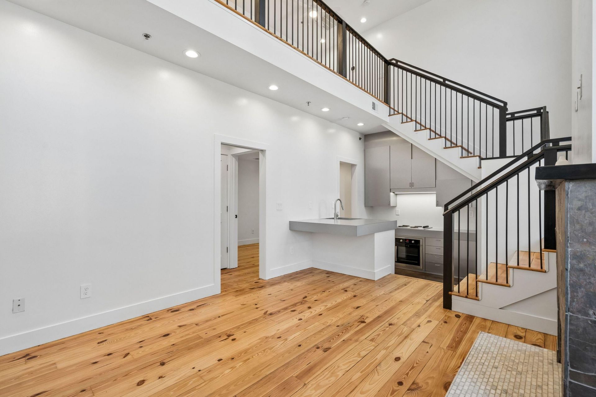 2 Francis Street Photo 6