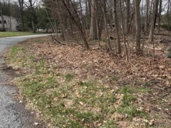 3 Wood Dale Court, Vernon, NJ 07461