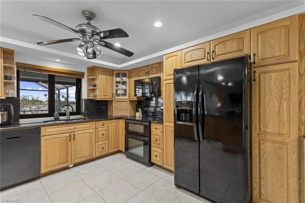 313 SE 6th St, Cape Coral, FL 33990 Photo