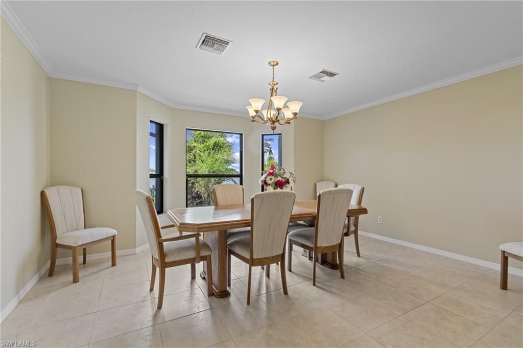 313 SE 6th St, Cape Coral, FL 33990 Photo