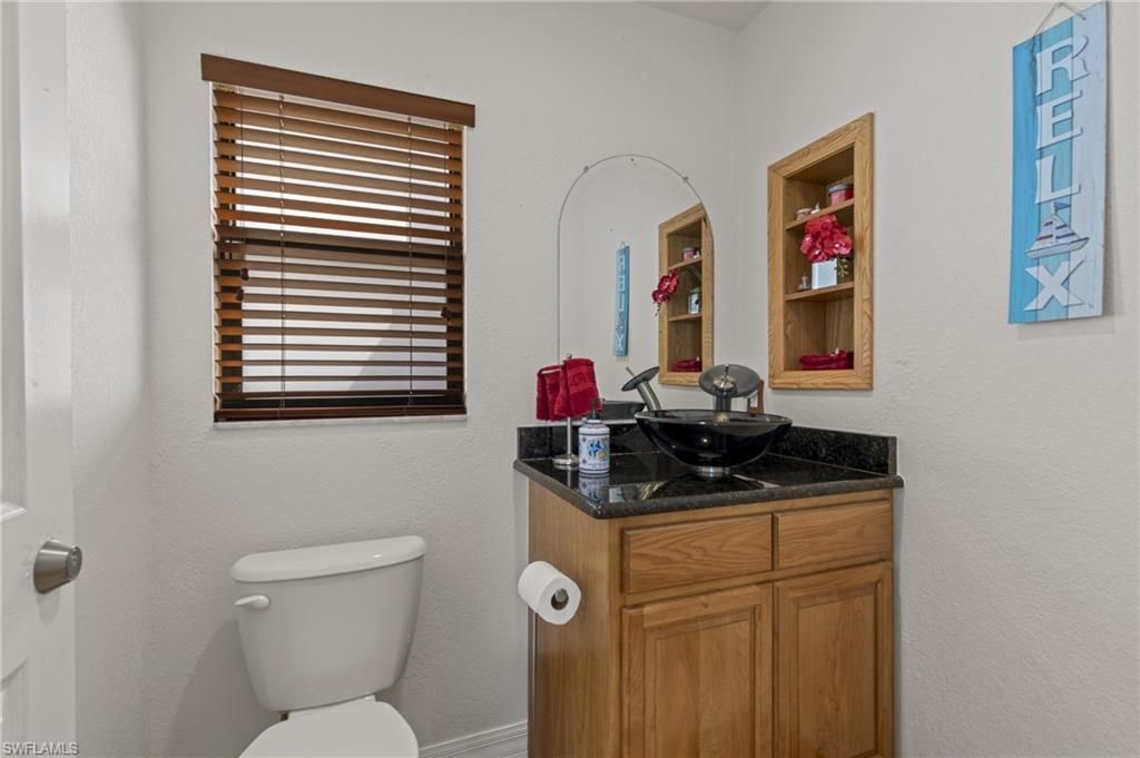 313 SE 6th St, Cape Coral, FL 33990 Photo