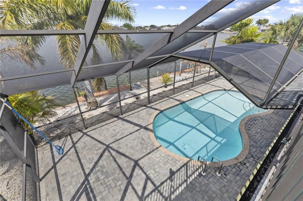 313 SE 6th St, Cape Coral, FL 33990 Photo