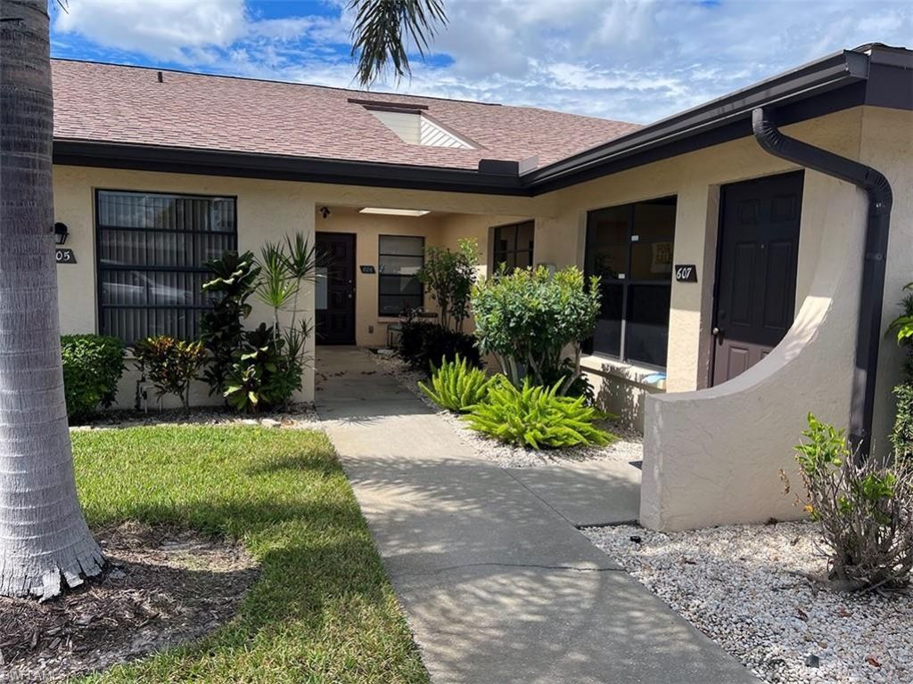 3906 SE 11th Pl , Unit 606, Cape Coral, FL 33904 Photo