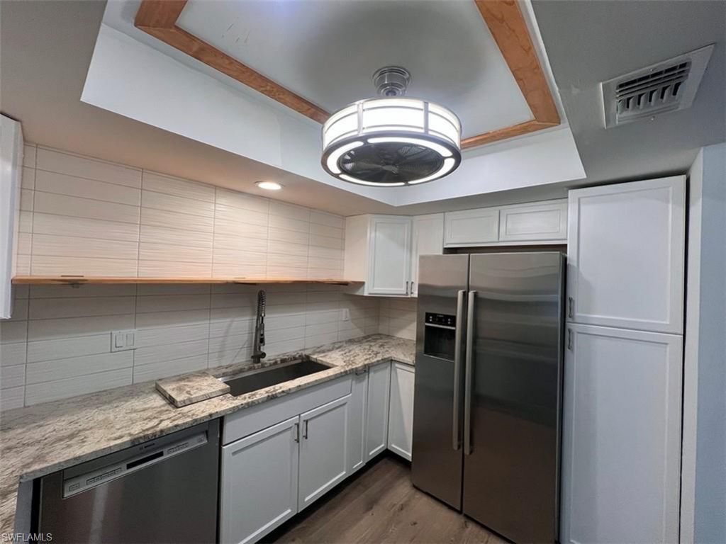 3906 SE 11th Pl , Unit 606, Cape Coral, FL 33904 Photo