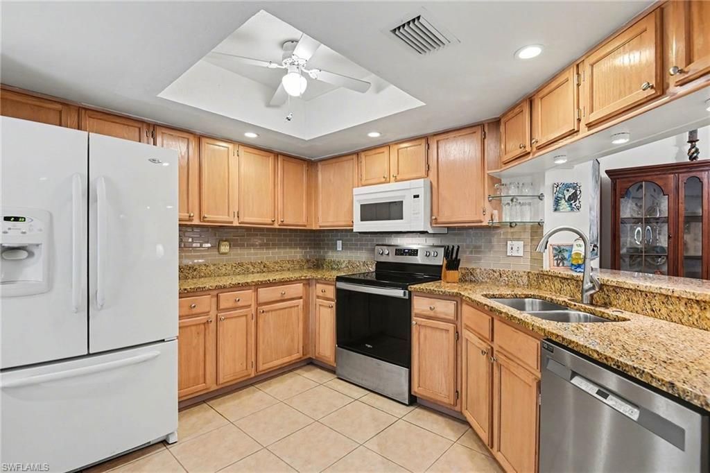 9652 Windsor Gardens Ln, Unit 203, Fort Myers, FL 33919 Photo