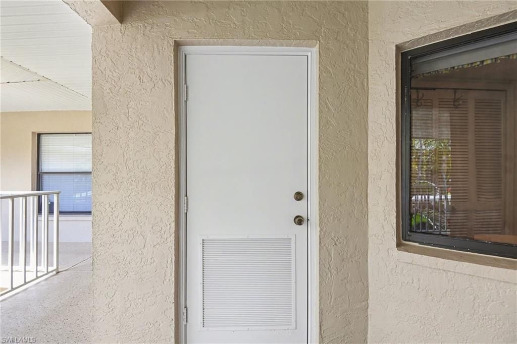 9652 Windsor Gardens Ln, Unit 203, Fort Myers, FL 33919 Photo