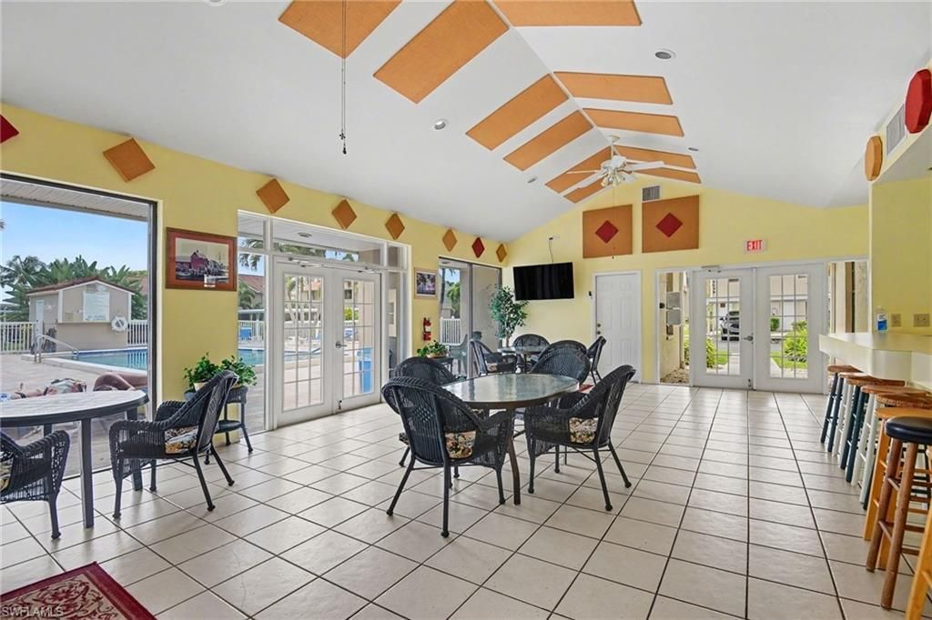 9652 Windsor Gardens Ln, Unit 203, Fort Myers, FL 33919 Photo