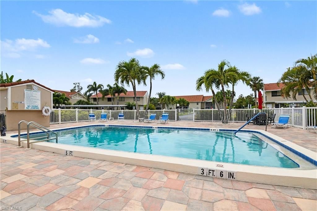 9652 Windsor Gardens Ln, Unit 203, Fort Myers, FL 33919 Photo