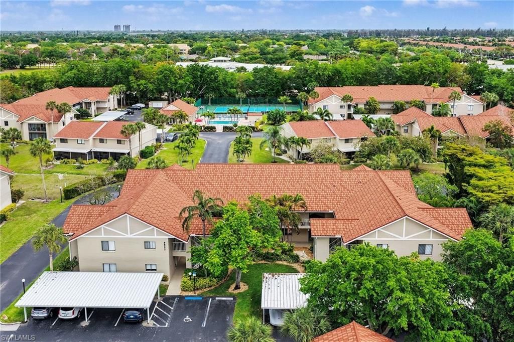 9652 Windsor Gardens Ln, Unit 203, Fort Myers, FL 33919 Photo