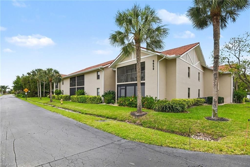 9652 Windsor Gardens Ln, Unit 203, Fort Myers, FL 33919 Photo