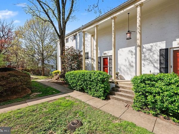 3380 GUNSTON ROAD, ALEXANDRIA, VA 22302