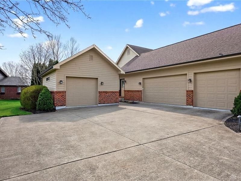 365 Fitchs Farm Court, Lebanon, OH 45036 Photo 4