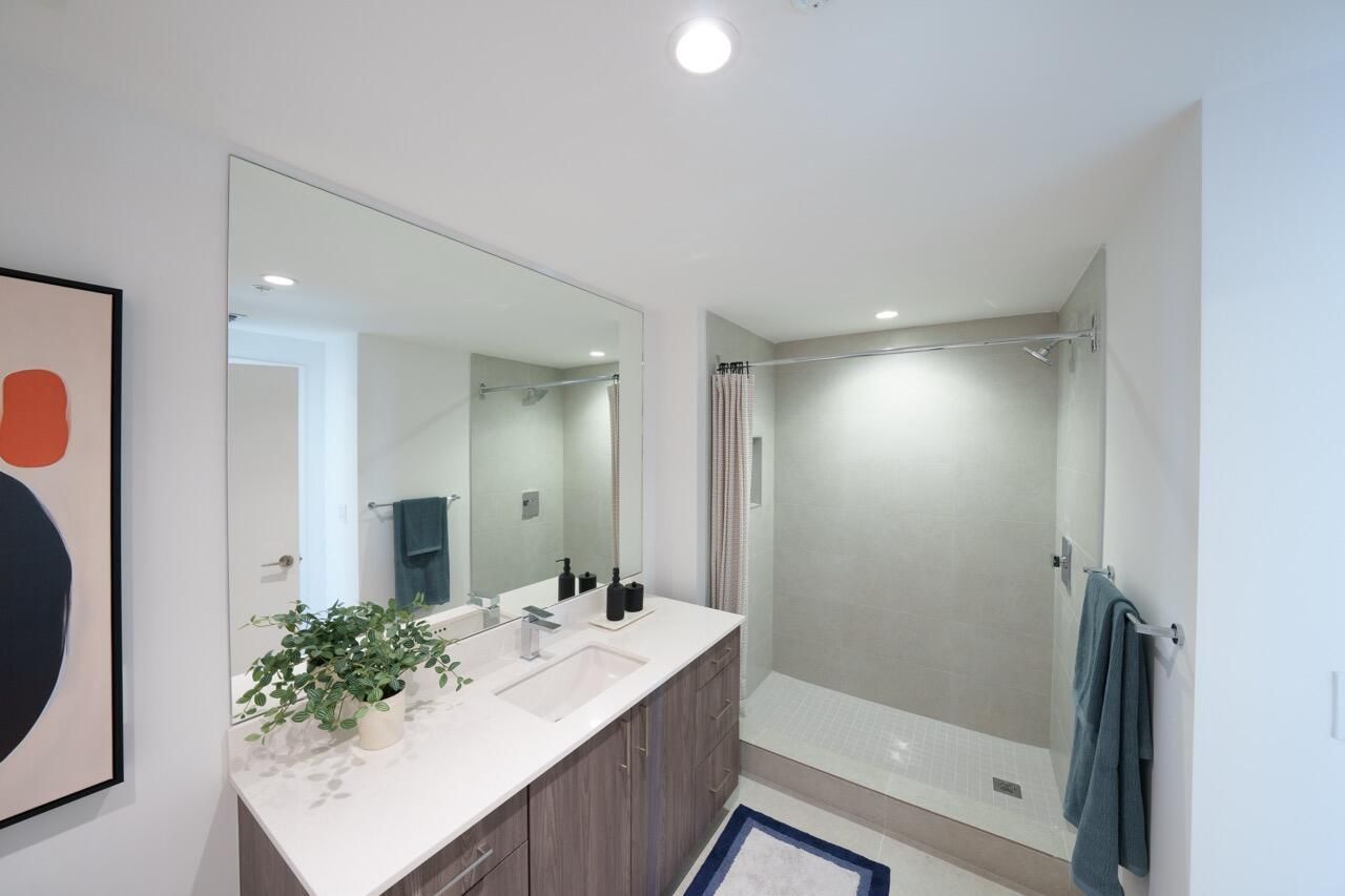 450 SW 5th Street, Unit 608, Miami, FL 33130 Photo