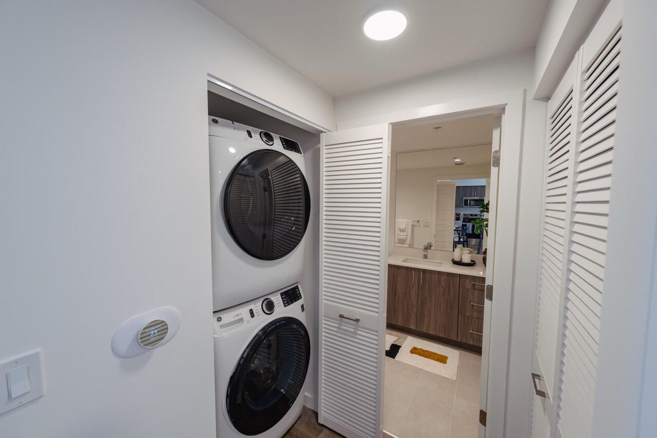 450 SW 5th Street, Unit 608, Miami, FL 33130 Photo