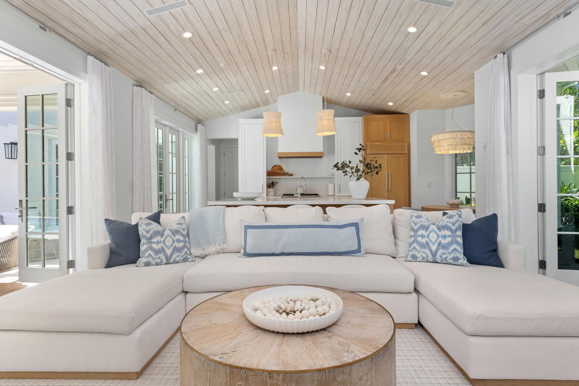 211 Ocean Terrace, Palm Beach, FL 33480 Photo