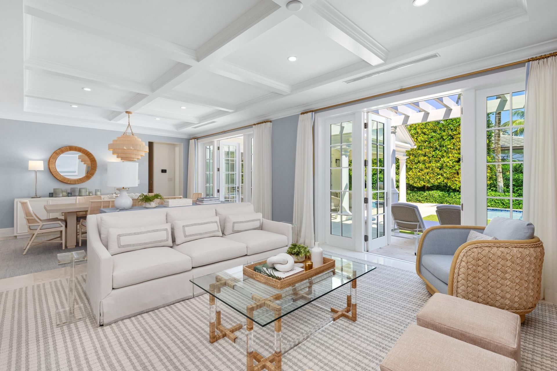 211 Ocean Terrace, Palm Beach, FL 33480 Photo