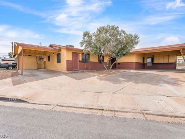 242 Nebraska Avenue , Henderson, NV 89015