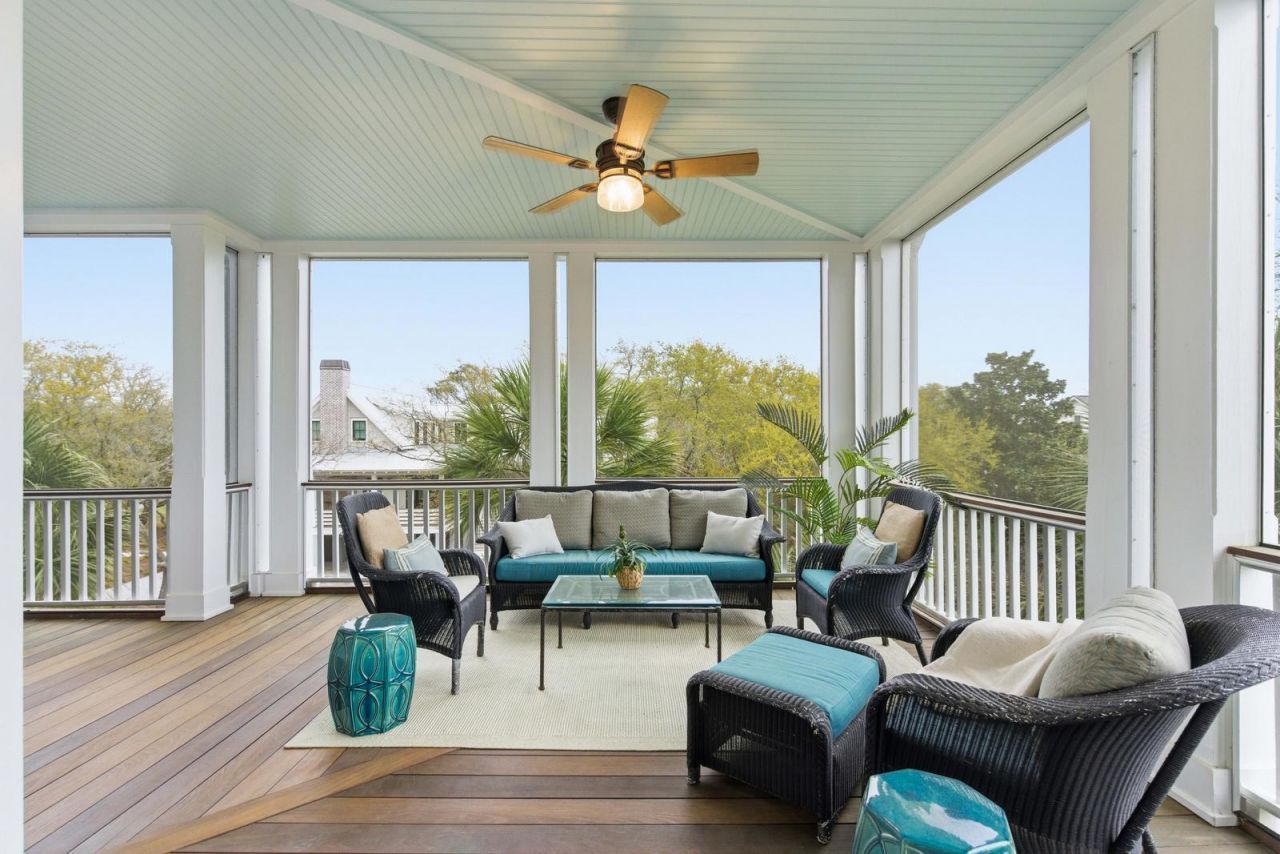 2871 Ion Avenue Photo 17