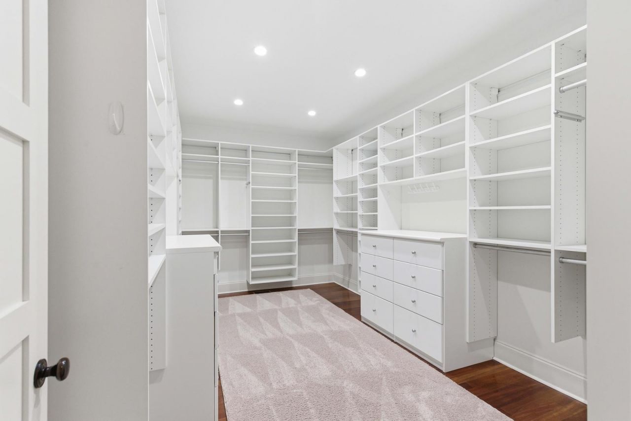 2871 Ion Avenue Photo 24