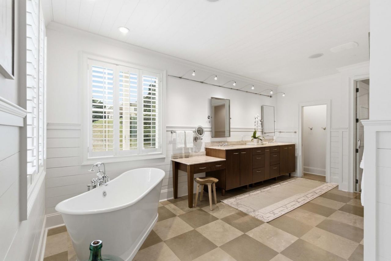 2871 Ion Avenue Photo 25