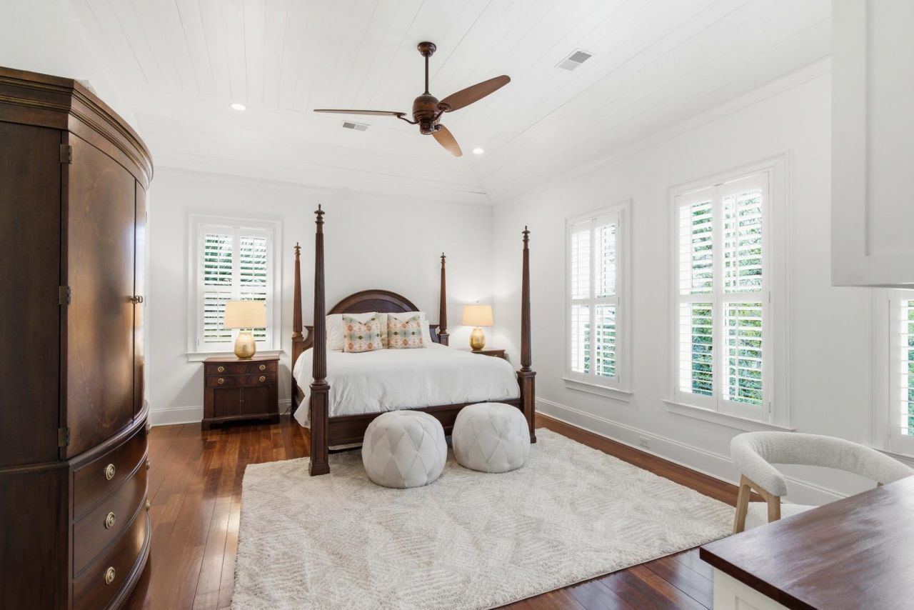 2871 Ion Avenue Photo 30