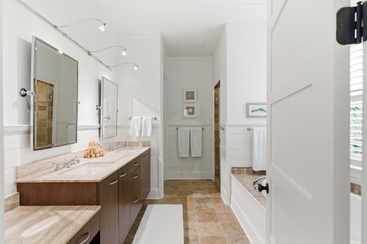 2871 Ion Avenue Photo 32