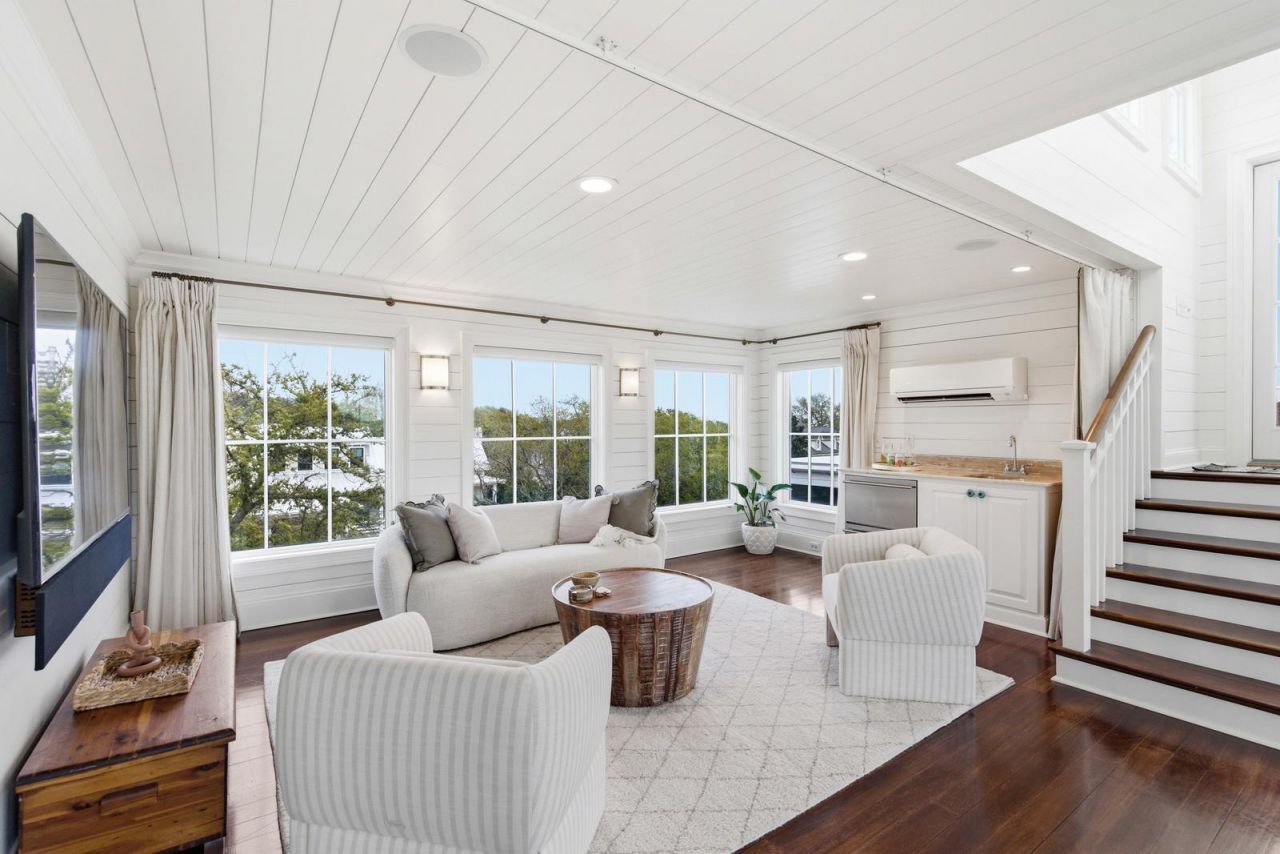 2871 Ion Avenue Photo 37