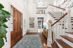 2871 Ion Avenue photo 4