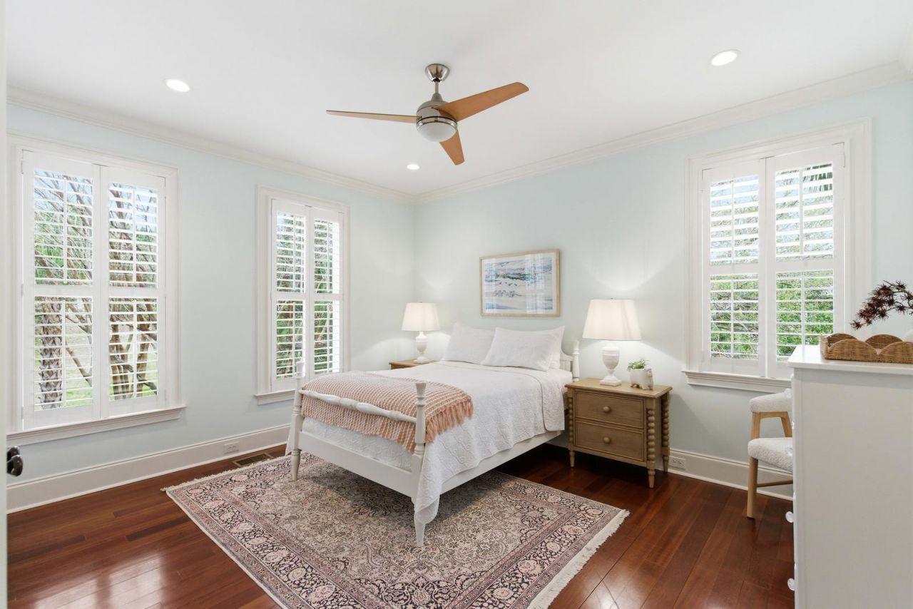 2871 Ion Avenue Photo 49