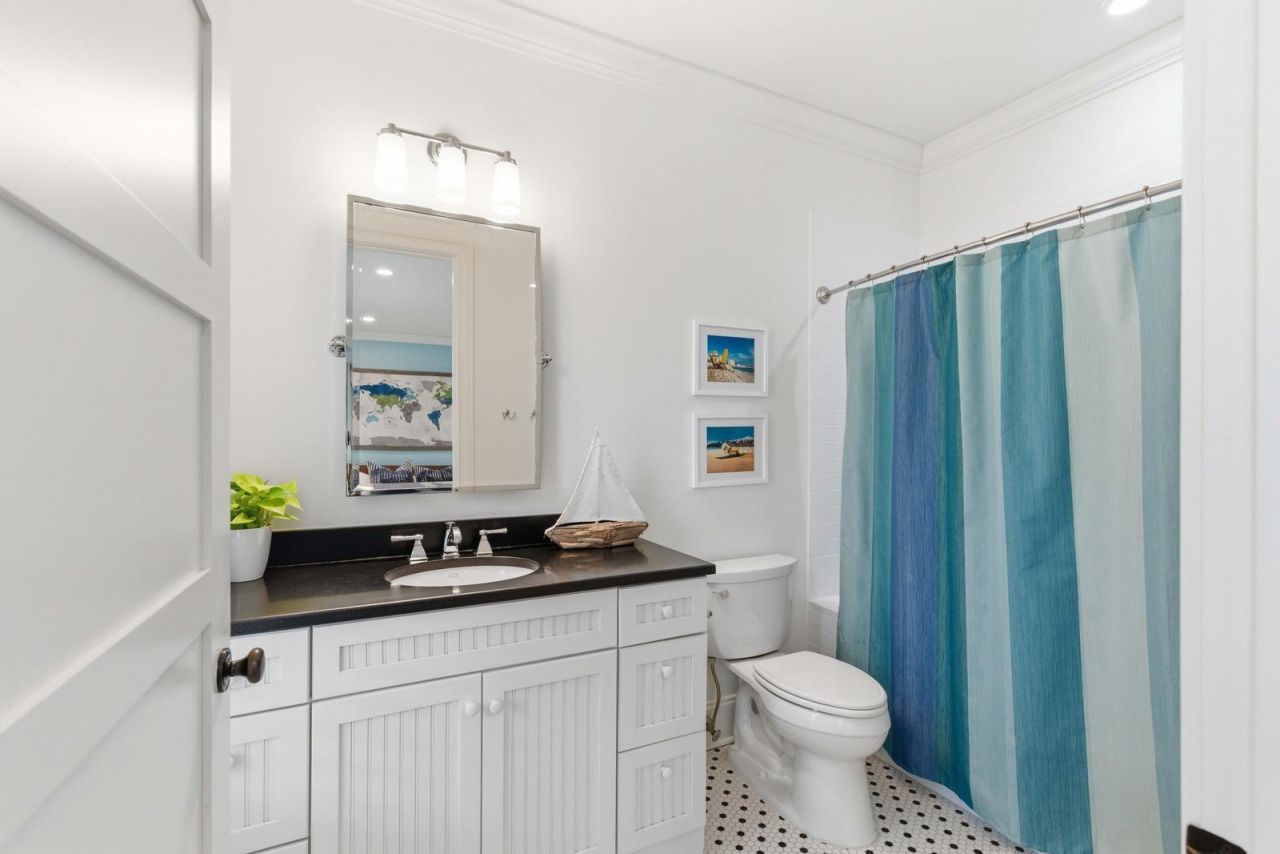 2871 Ion Avenue Photo 52