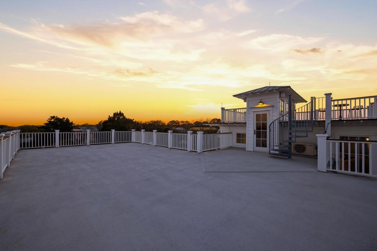 2871 Ion Avenue Photo 69