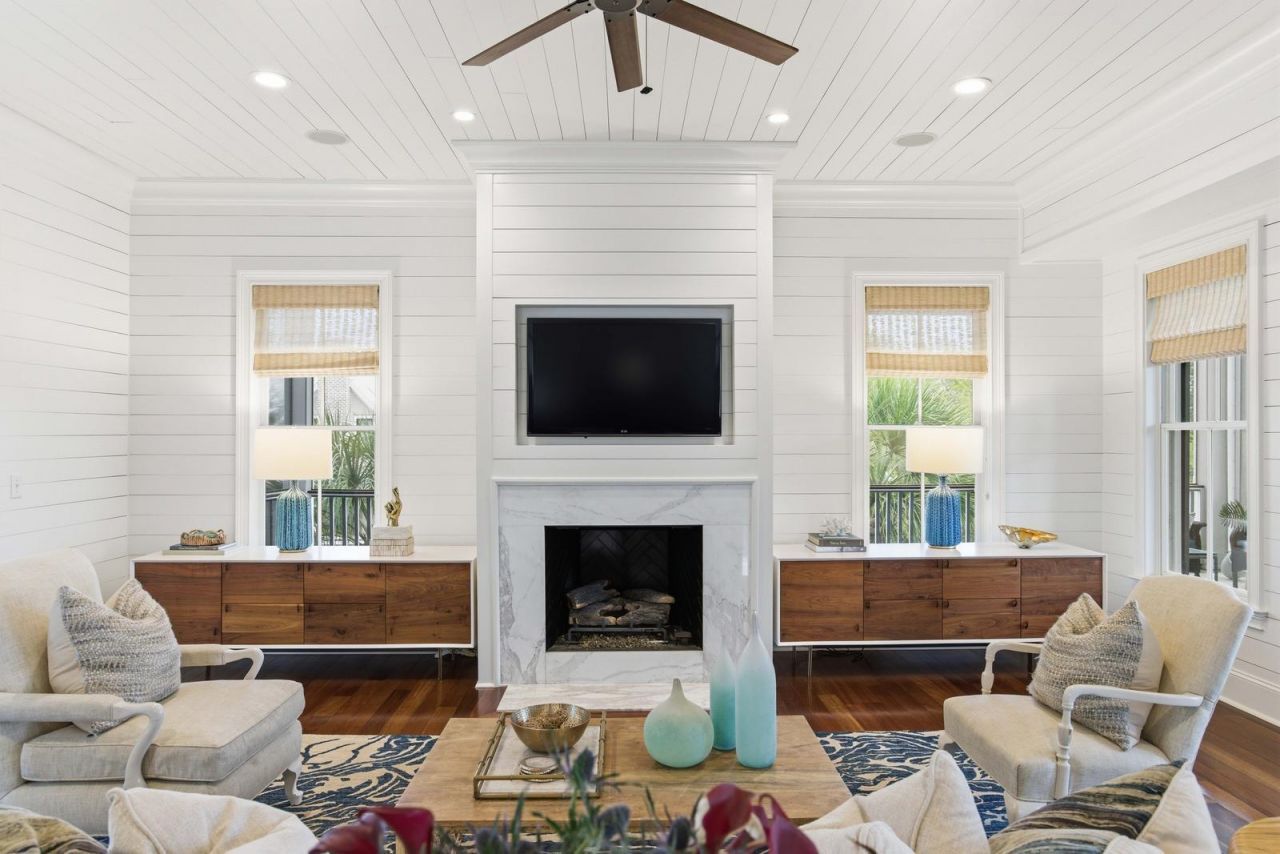 2871 Ion Avenue Photo 7