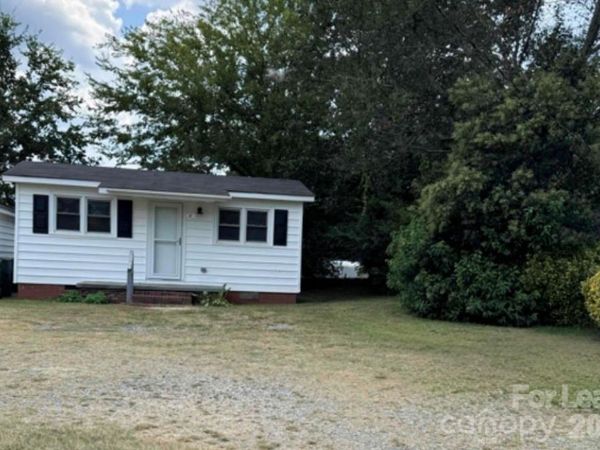 261 linden Avenue , Concord, NC 28025