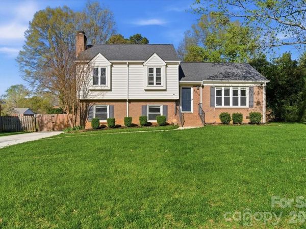 5810 Red Carriage Lane, Charlotte, NC 28212