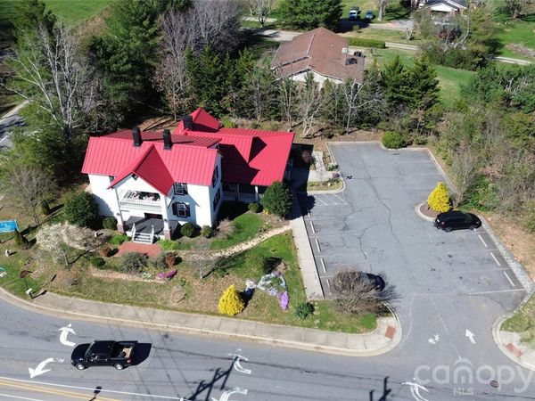 4 Northcrest Drive , Weaverville, NC 28787