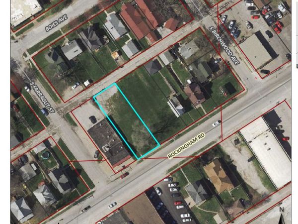 2620-2626 Rockingham Road , Davenport, IA 52802