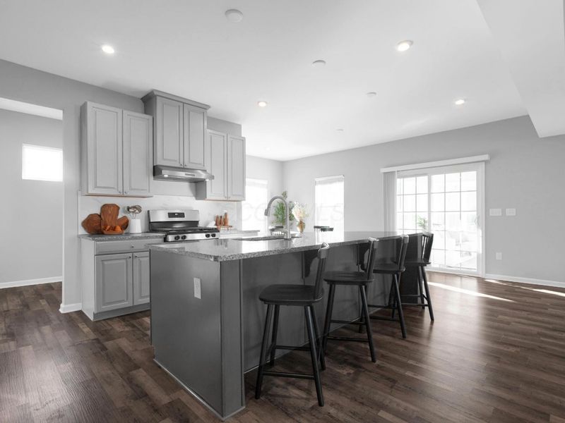 8239 Woodland Creek Court, Blacklick, OH 43004 Photo 2