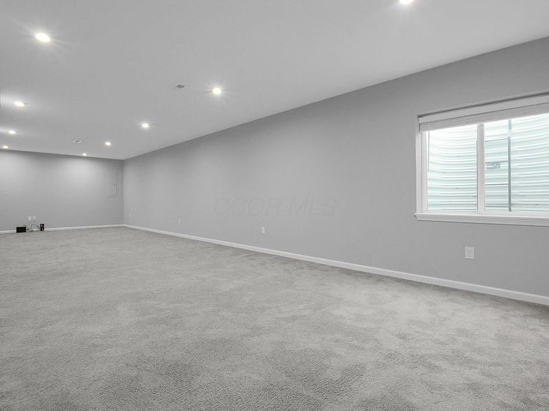 8239 Woodland Creek Court, Blacklick, OH 43004 Photo 49