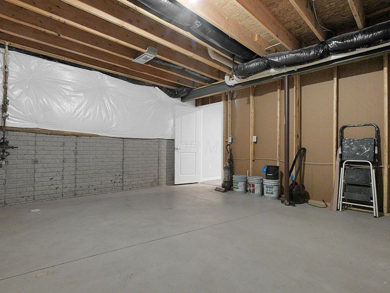 8239 Woodland Creek Court, Blacklick, OH 43004 Photo 55